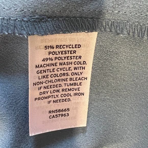 NWOT NORDSTROM V-Neck Tank‎ Top in Blue Coronet (S) - Picture 10 of 12